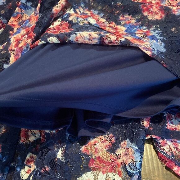 Multicolored Asymmetrical A-line lace dress  Wedding Guest or Easter Sunday SM - Picture 3 of 9